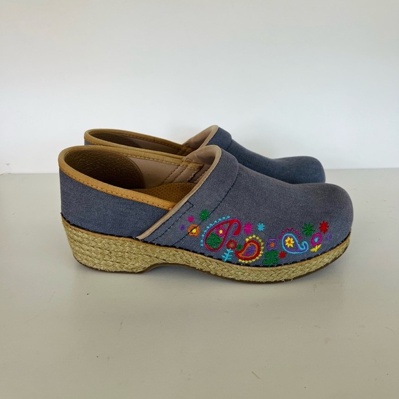 Dansko Shoes - Dansko Vegan Canvas Paisley Embroidered Espadrille Mule Clogs, Blue Denim, 39